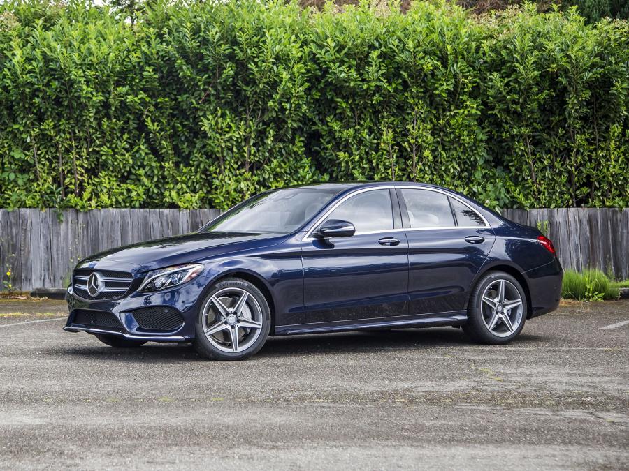  Mercedes-Benz C400 4Matic AMG Line 2015 года  (US) (фото 12 из 18)